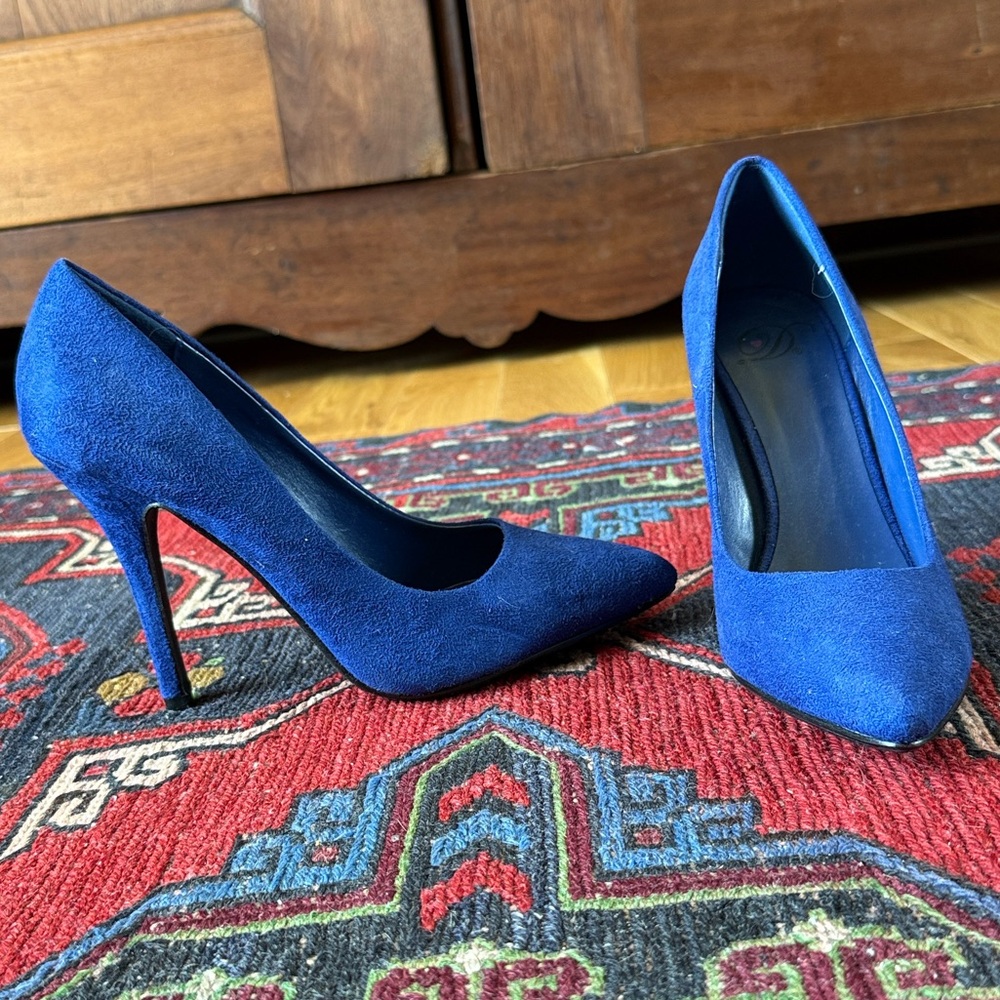 Elegant Blue Women's Heels